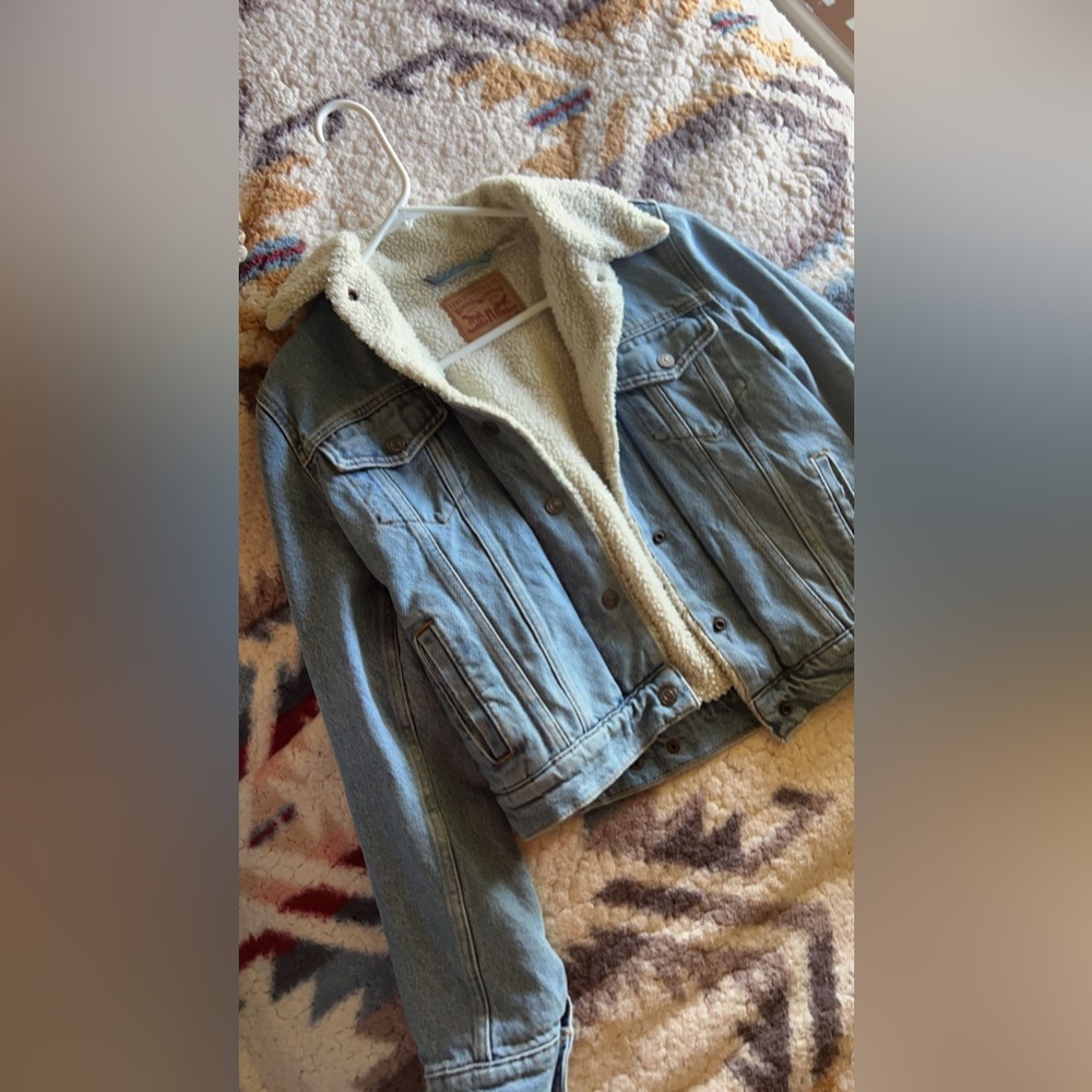 levi jean jacket